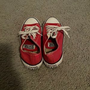 Red converse all-stars